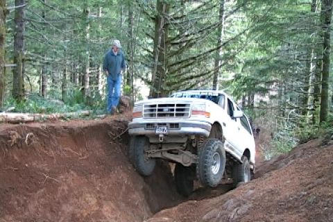1996 Ford Bronco - Going Up Can-Opener (11/6/2004)