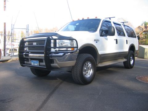 2003 Ford Excursion - Nice and clean at the marina