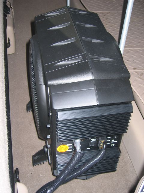 2003 Ford Excursion - Infinity Powered Sub