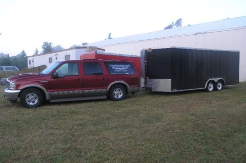 2002 Ford Excursion photo