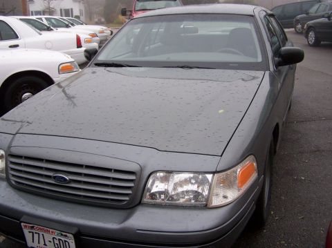 2001 Ford Crown Victoria - Chris' personal '99 CV.