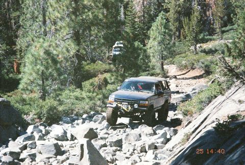 1994 Ford Bronco - A series of me making it up winch hill 1