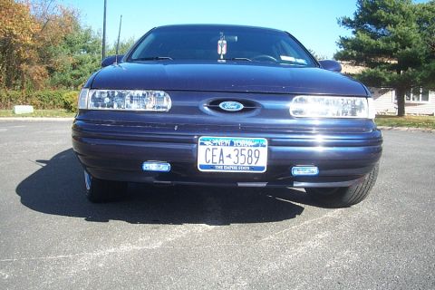 1993 Ford Taurus photo