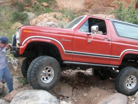 1984 Ford Bronco - Carb problem #2 (In less than 30 feet)