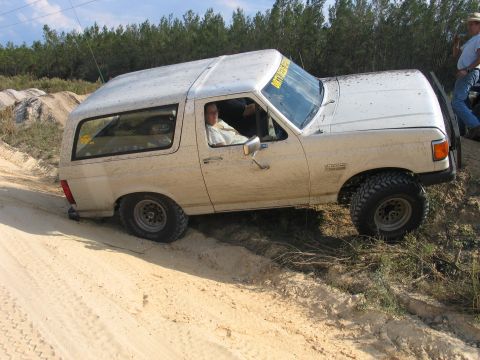 1992 Ford Bronco - stock stuffage