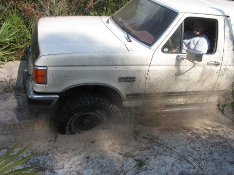 1992 Ford Bronco - stupid open diffs