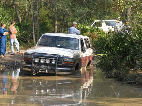 1992 Ford Bronco - JAFO's hole. nasty, nasty nasty