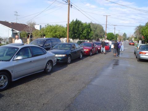 1993 Ford Taurus - stopped for a few minutes