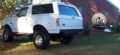 1995 Ford Bronco - finished product open