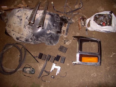 1986 Ford Bronco - Made out like a bandit today ! $45 CDN or @$32 American for a complete, uncut engine wiring harness AND perfect vacuum harness with TADs an…