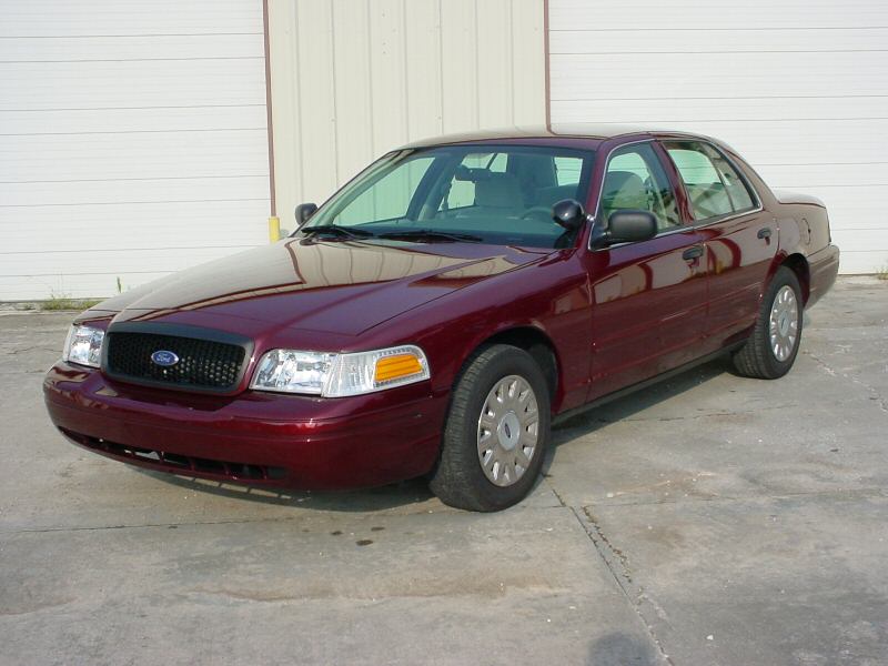 2004 Ford Crown Victoria “04 CVPI”