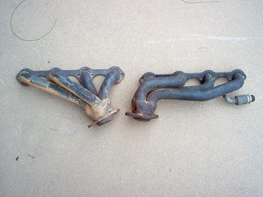 1988 Ford Bronco - Old cracked Hedman Headers. Lasted about 2.5 yrs.