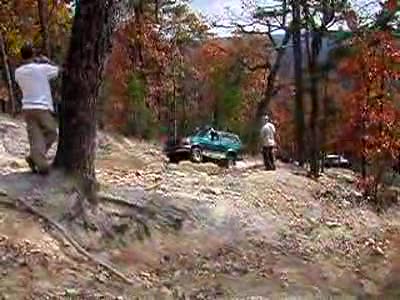 1985 Ford Bronco - murauders three wheel action