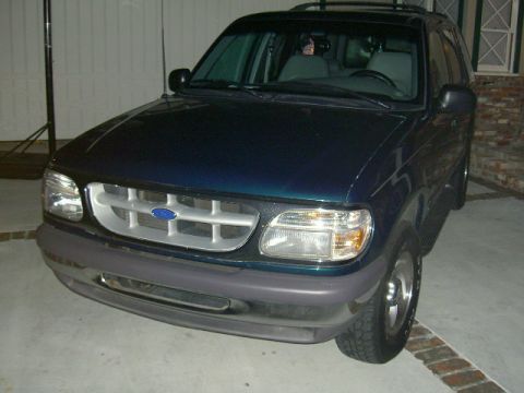 1996 Ford Explorer “Expy”