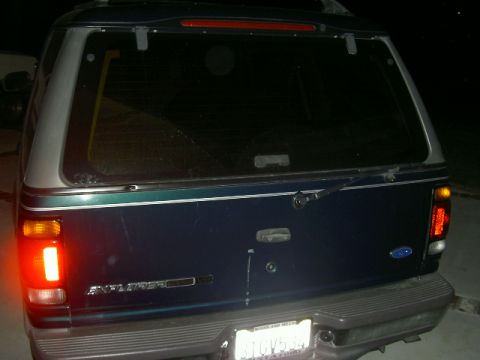 1996 Ford Explorer photo