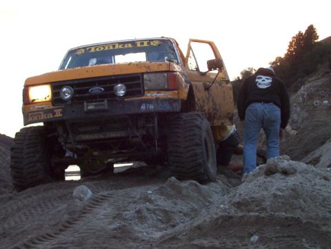 2000 Ford F-450 - We had minor problems with the test run on Tonka II