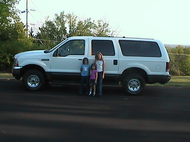 2004 Ford Excursion “Bumble (Abominable Snowmonster from Rudolph)”