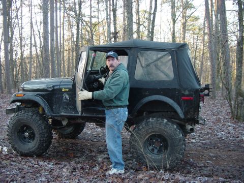 1974 Ford Bronco - Denys just found out he is driving a jeep not a bronco.