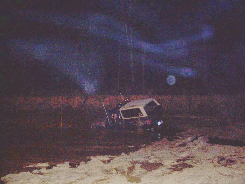 Oops the Bronco got stuck!!!(It took a Bulldozer to get me out)