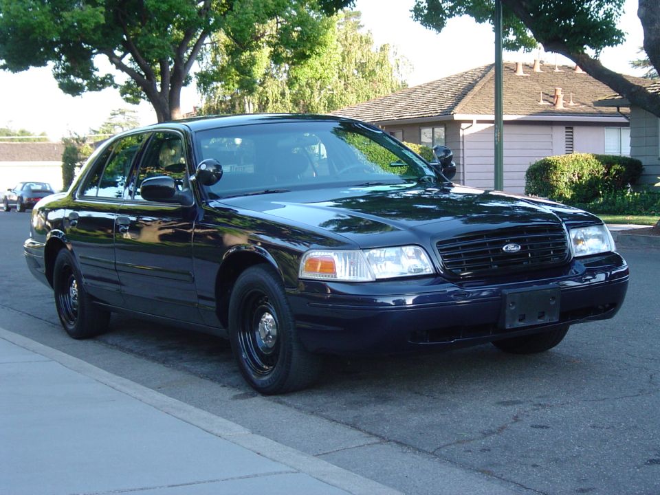 September 28, 2004
Passenger side front low far view.