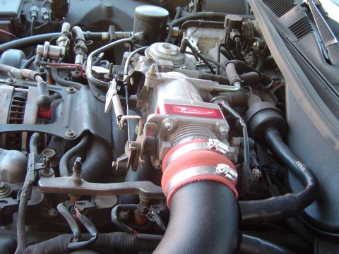1999 Ford Crown Victoria - September 26, 2004 Side view of the Poweraid throttle body installation complete.