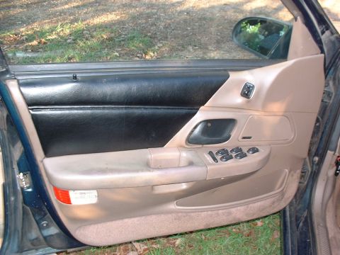 1993 Ford Taurus photo