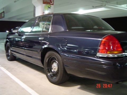 1999 Ford Crown Victoria photo