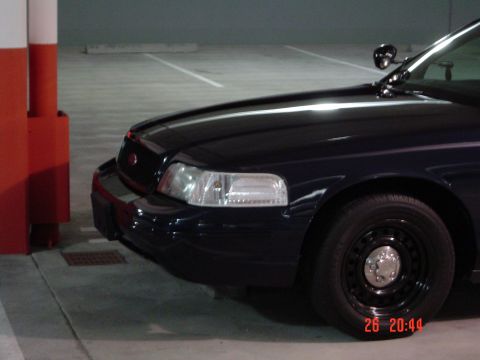 1999 Ford Crown Victoria photo