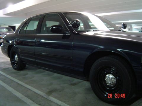 1999 Ford Crown Victoria photo