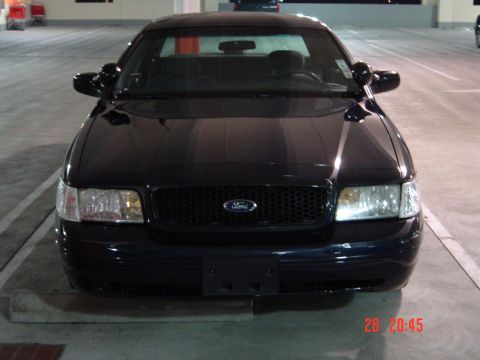 1999 Ford Crown Victoria photo