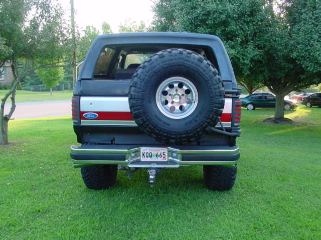 Rear Bumper shot. Heres where I use to have the tire on there. But that stock mount couldn't handle that 38.5 inch Super Swamper.