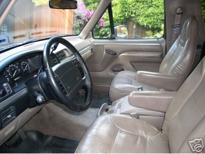 1995 Ford Bronco photo