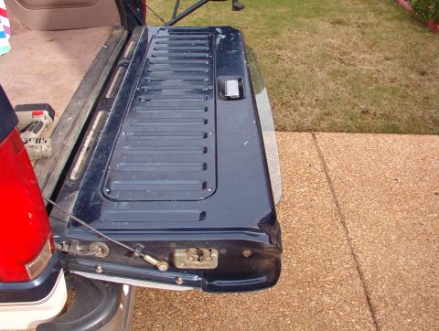 1983 Ford Bronco - If the motor spins but won't move the glass (F2TZ9842006A), just push it down all the way, and you can open the tailgate. Never try to open…