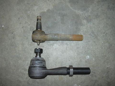 1991 Ford Bronco - Stock tie rod end on top, new tie rod end on bottom