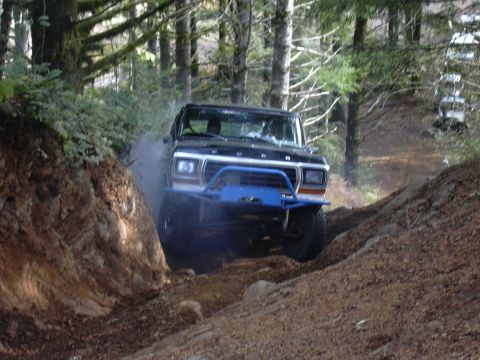 1991 Ford Bronco - Jay coming up Can Opener