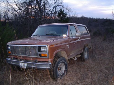 1981 Ford Bronco - More while hunting. This was after the 3 inch body lift, 33 inch tires and the new headers.