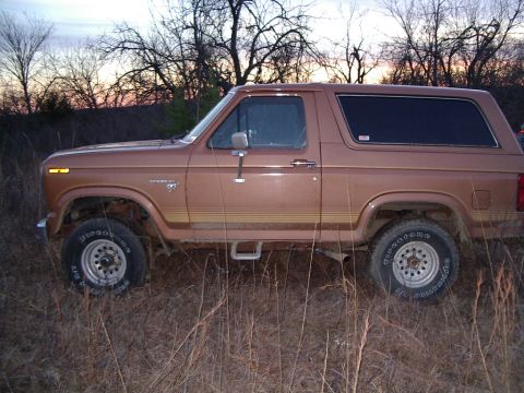 1981 Ford Bronco - More of the Bronc out in the hunting area. December 2004