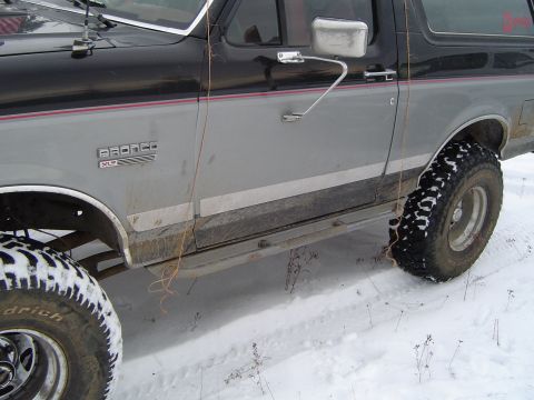 1989 Ford Bronco - Sliders are handy