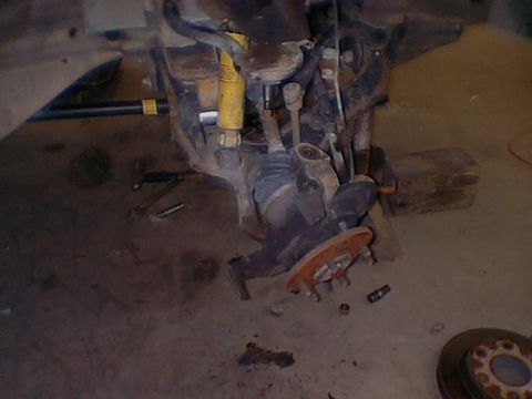 1999 Cadillac Escalade - Man you gotta take alot of stuff apart to put in those torsion bar keys