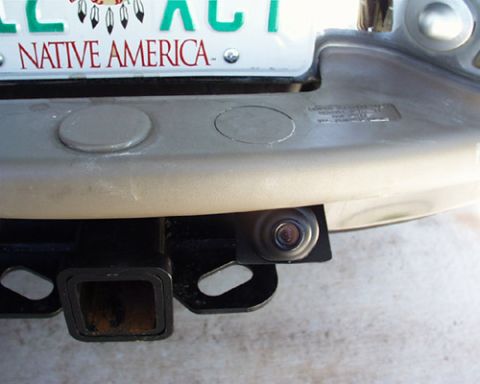 2000 Ford Excursion - Here is the reverse camera.