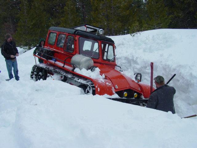 stuck snow cat