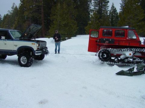 1986 Ford Bronco - pulling snowcat out