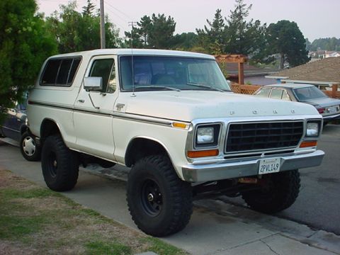 1978 Ford Bronco “White Knight”