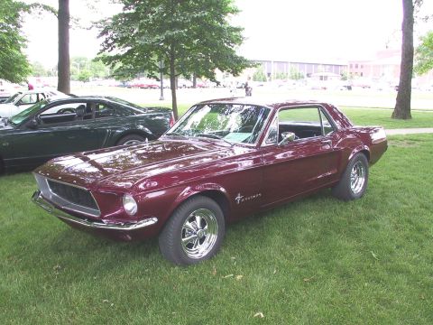 1968 Ford Mustang - Left front corner