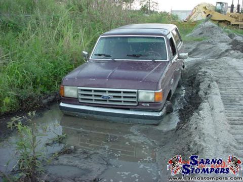 1987 Ford Bronco - Nasty, soupy, mud...