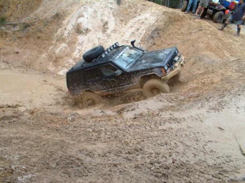 2000 Jeep Cherokee photo