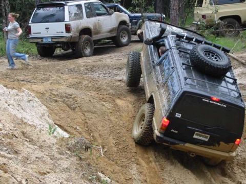 2000 Jeep Cherokee photo