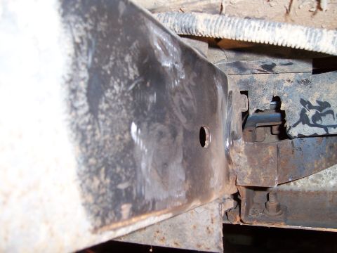 1983 Ford Bronco - Ds hanger spot