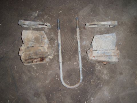 1983 Ford Bronco - Lift Blocks