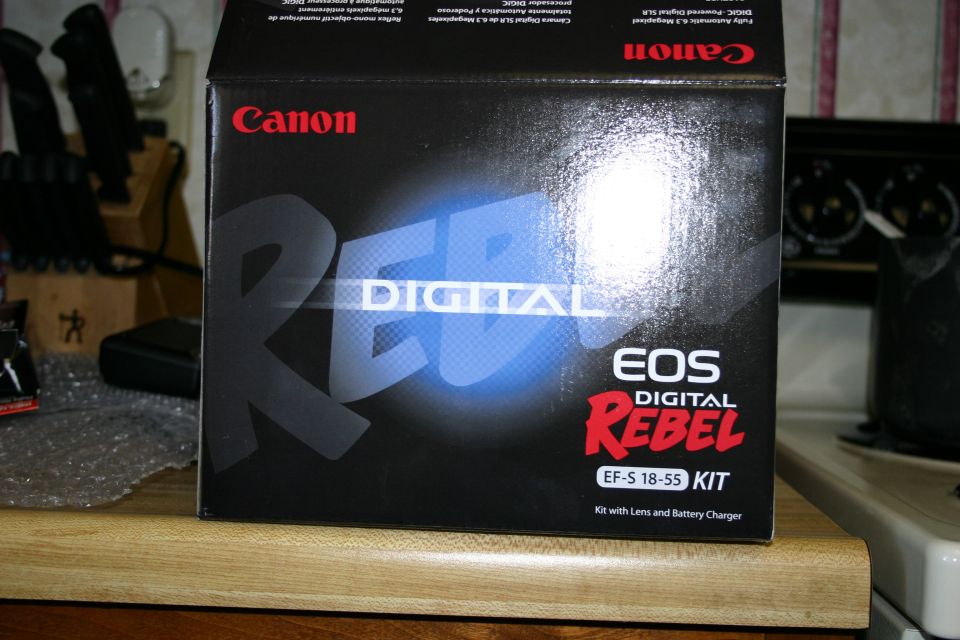 Canon EOS Digital Rebel camera box with EF-S 18-55 kit